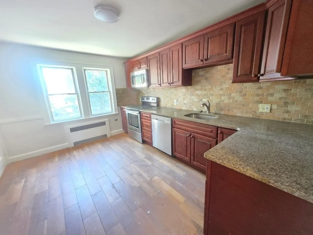 2 bed, 1 bath apartment for rent at 110 Clay St Unit 2, Wollaston — photo 4 of 11