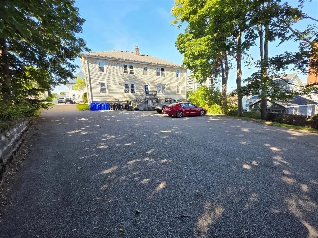 2 bed, 1 bath apartment for rent at 110 Clay St Unit 3, Wollaston — photo 9 of 10