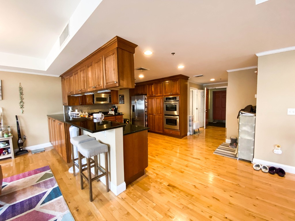 2 bed, 2 bath apartment for rent at 110 Cypress St Unit 108, Boylston Street — photo 6 of 23