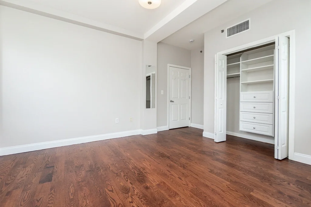 3 bed, 2 bath apartment for rent at 110 Cypress St Unit 212, Coolidge Corner — photo 17 of 21