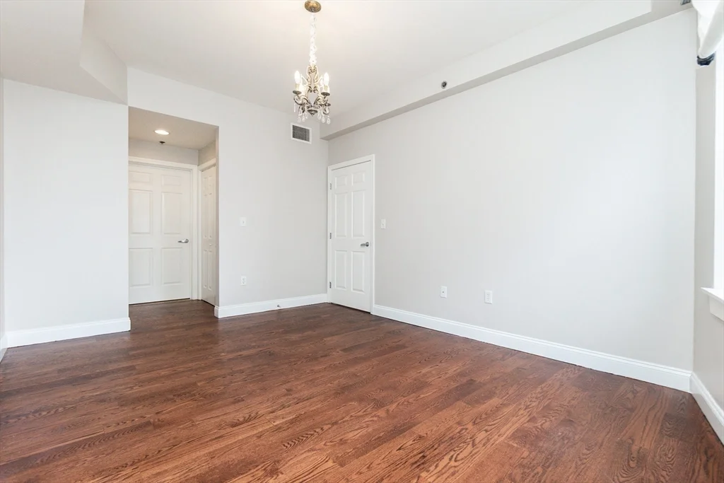 3 bed, 2 bath apartment for rent at 110 Cypress St Unit 212, Coolidge Corner — photo 12 of 21