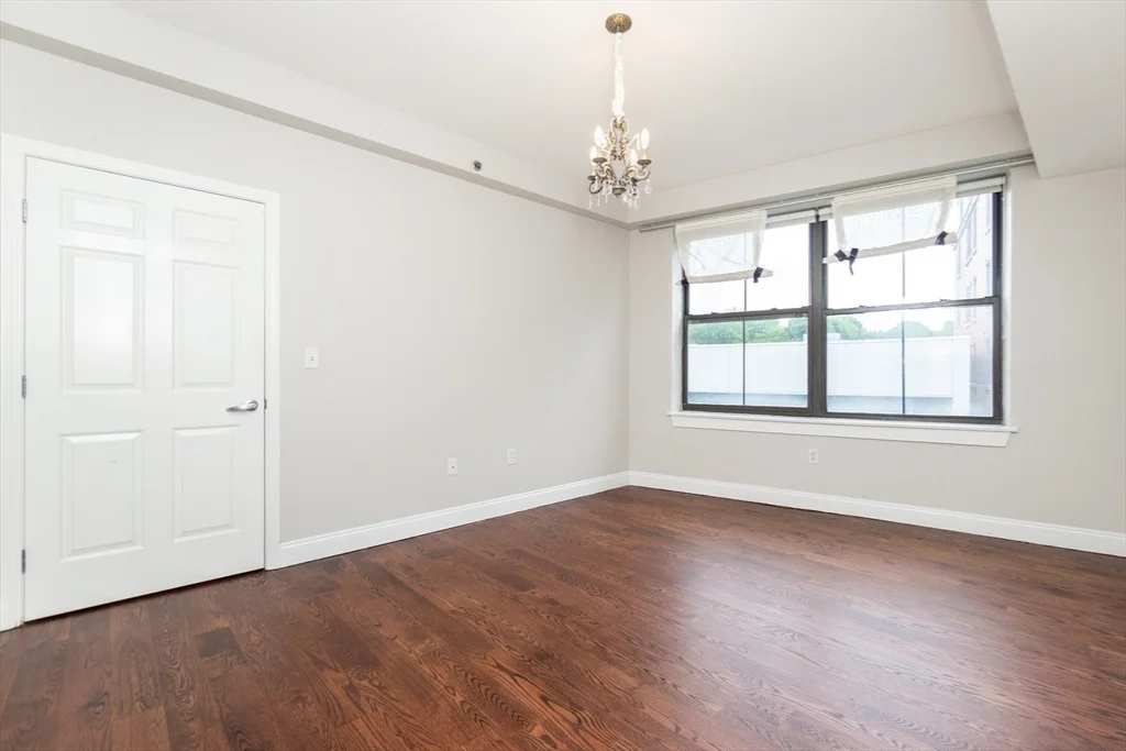 3 bed, 2 bath apartment for rent at 110 Cypress St Unit 212, Coolidge Corner — photo 13 of 21