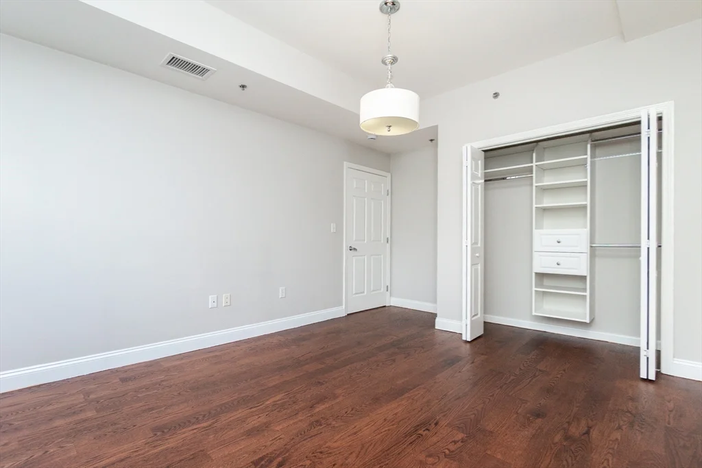3 bed, 2 bath apartment for rent at 110 Cypress St Unit 212, Coolidge Corner — photo 19 of 21
