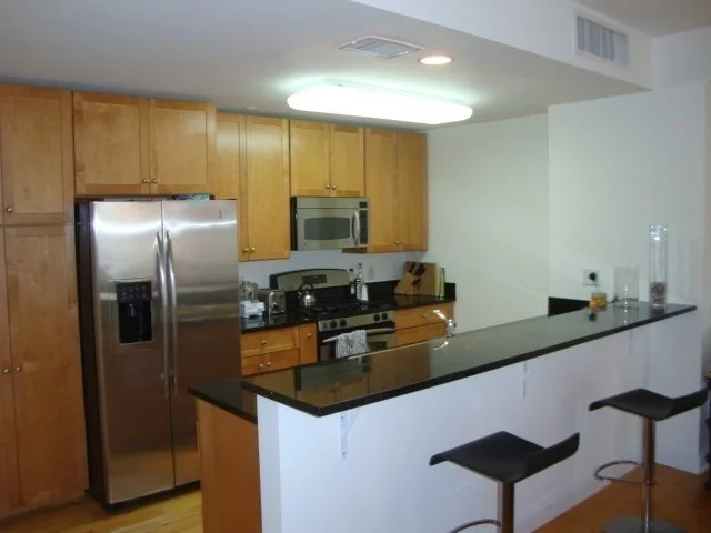 2 bed, 2 bath apartment for rent at 110 Cypress St Unit 301, Coolidge Corner — photo 9 of 10