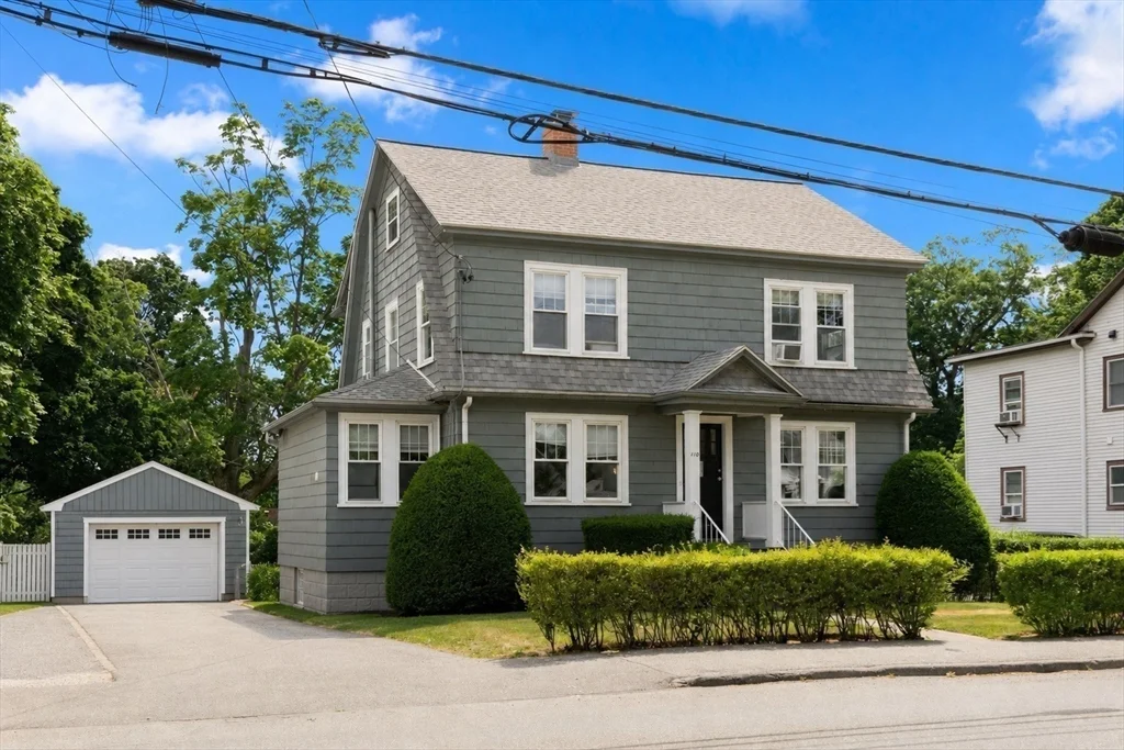 5 bed, 2 bath apartment for rent at 110 Dale St Unit -, Waltham — photo 21 of 26