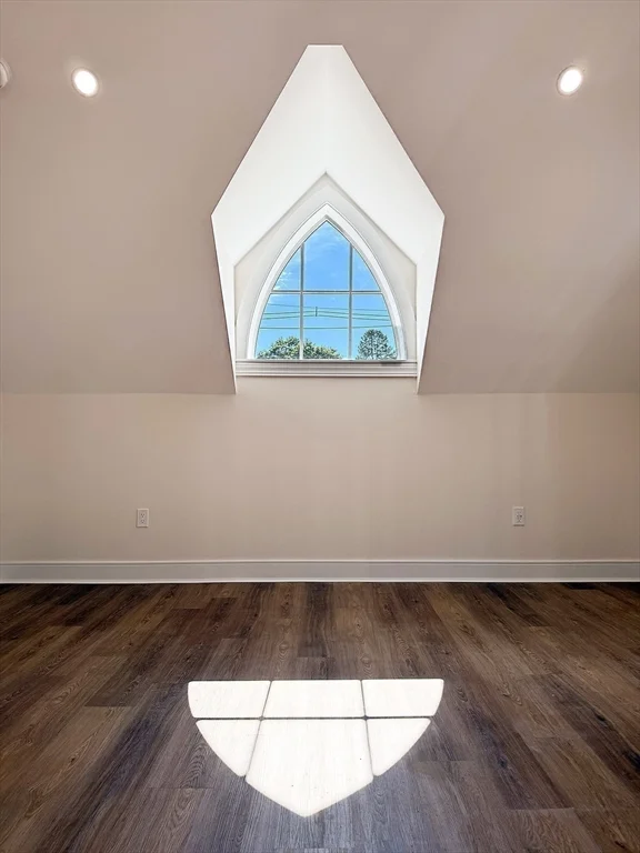 4 bed, 3 bath apartment for rent at 110 Edgell Rd Unit 110, Framingham — photo 21 of 40