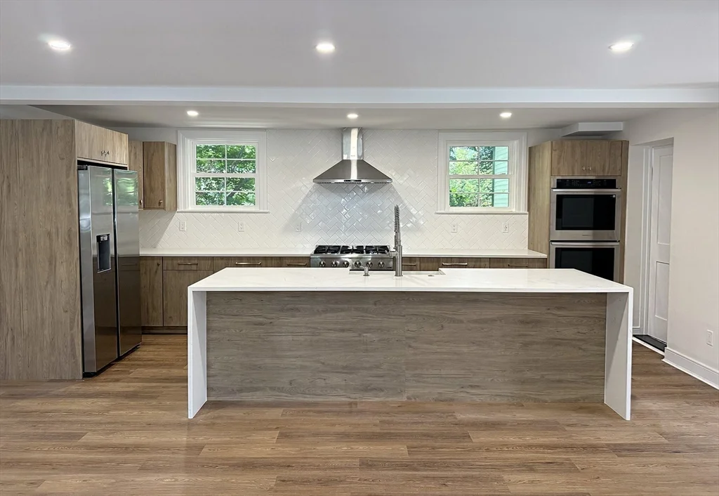 4 bed, 3 bath apartment for rent at 110 Edgell Rd Unit 110, Framingham — photo 9 of 40