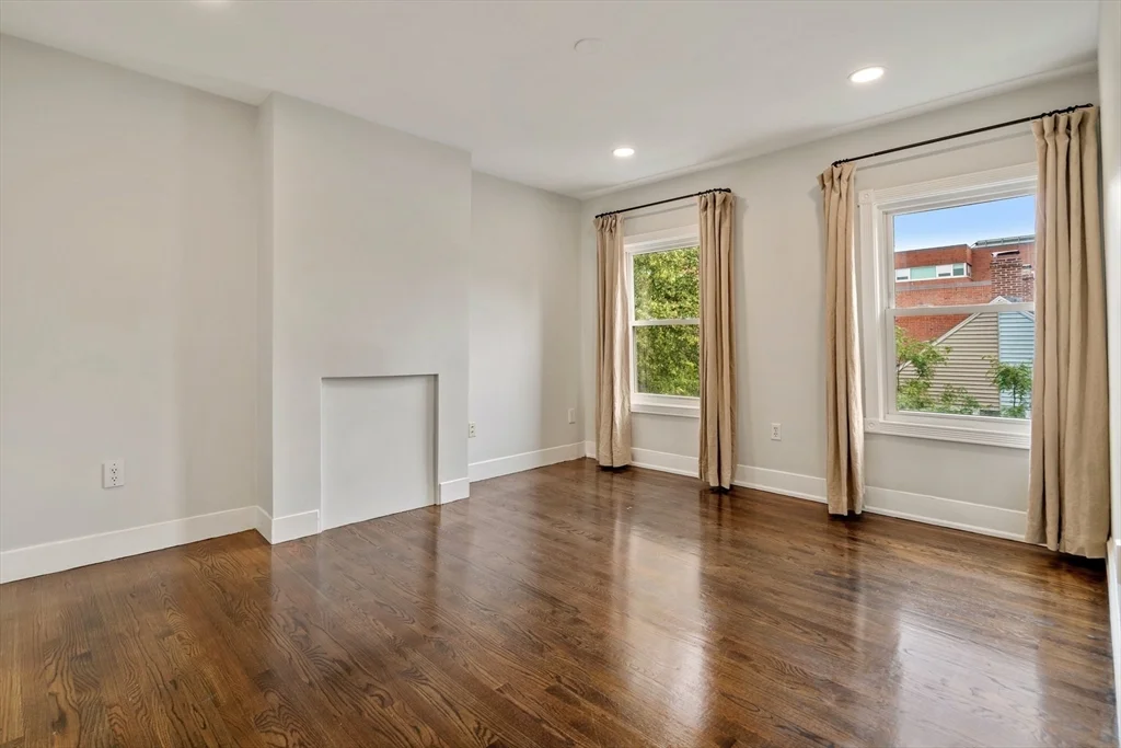 3 bed, 2 bath apartment for rent at 110 Elm St Unit 2, Charlestown — photo 14 of 21