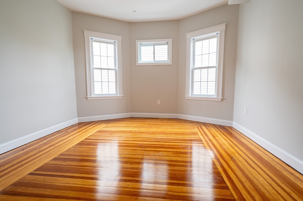 3 bed, 1 bath apartment for rent at 110 Fuller St Unit 2, Dorchester — photo 16 of 24