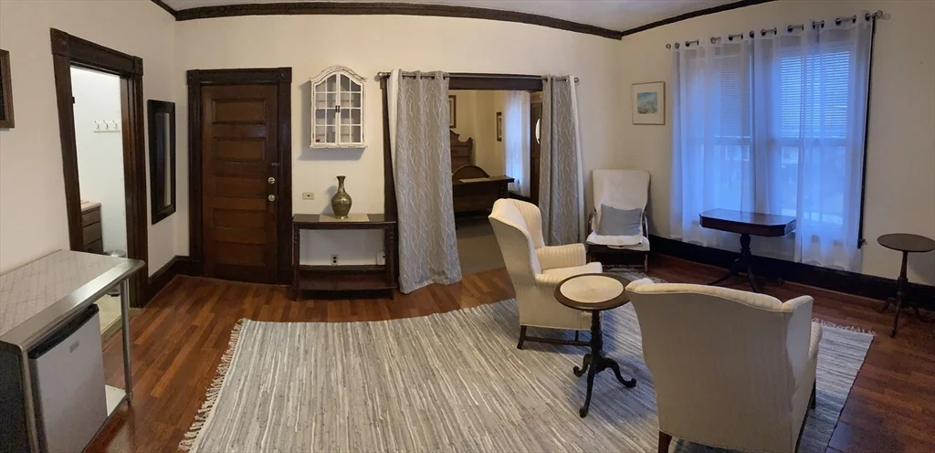 1 bed, 1 bath apartment for rent at 110 Grovers Ave Unit 2F, Winthrop — photo 4 of 12