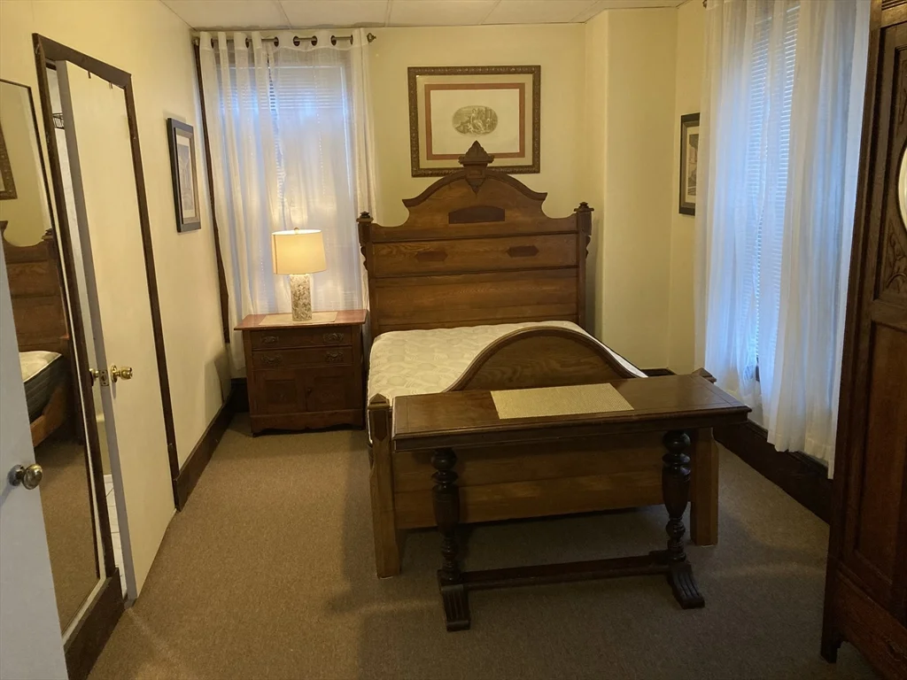 1 bed, 1 bath apartment for rent at 110 Grovers Ave Unit 2F, Winthrop — photo 5 of 12