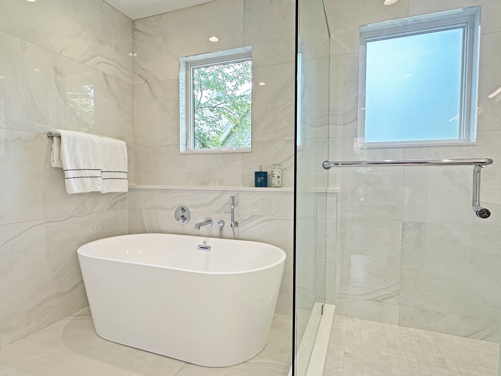 5 bed, 4+ bath apartment for rent at 110 Harvard St Unit 1, Newtonville — photo 18 of 33