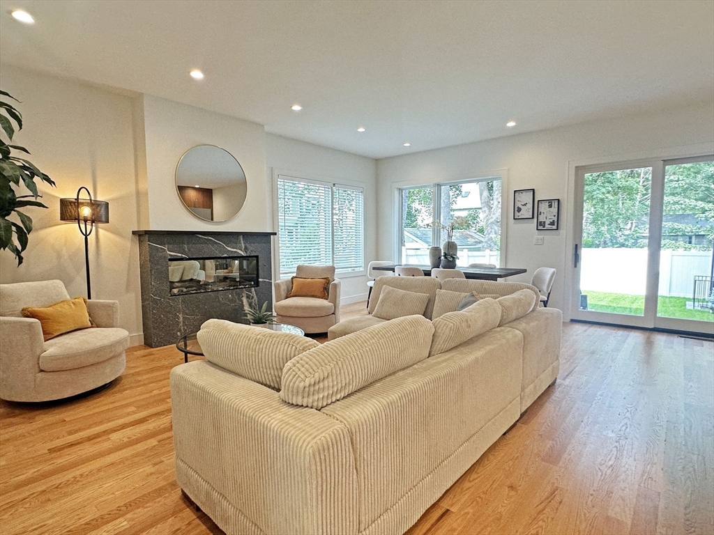5 bed, 4+ bath apartment for rent at 110 Harvard St Unit 1, Newtonville — photo 4 of 33