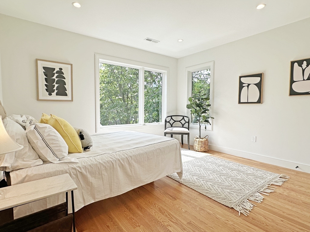 5 bed, 4+ bath apartment for rent at 110 Harvard St Unit 1, Newtonville — photo 20 of 33