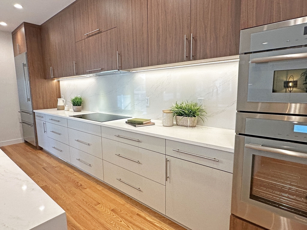 5 bed, 4+ bath apartment for rent at 110 Harvard St Unit 1, Newtonville — photo 12 of 33