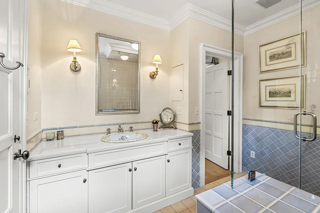 2 bed, 2 bath apartment for rent at 110 Juniper Rd, Belmont — photo 20 of 38