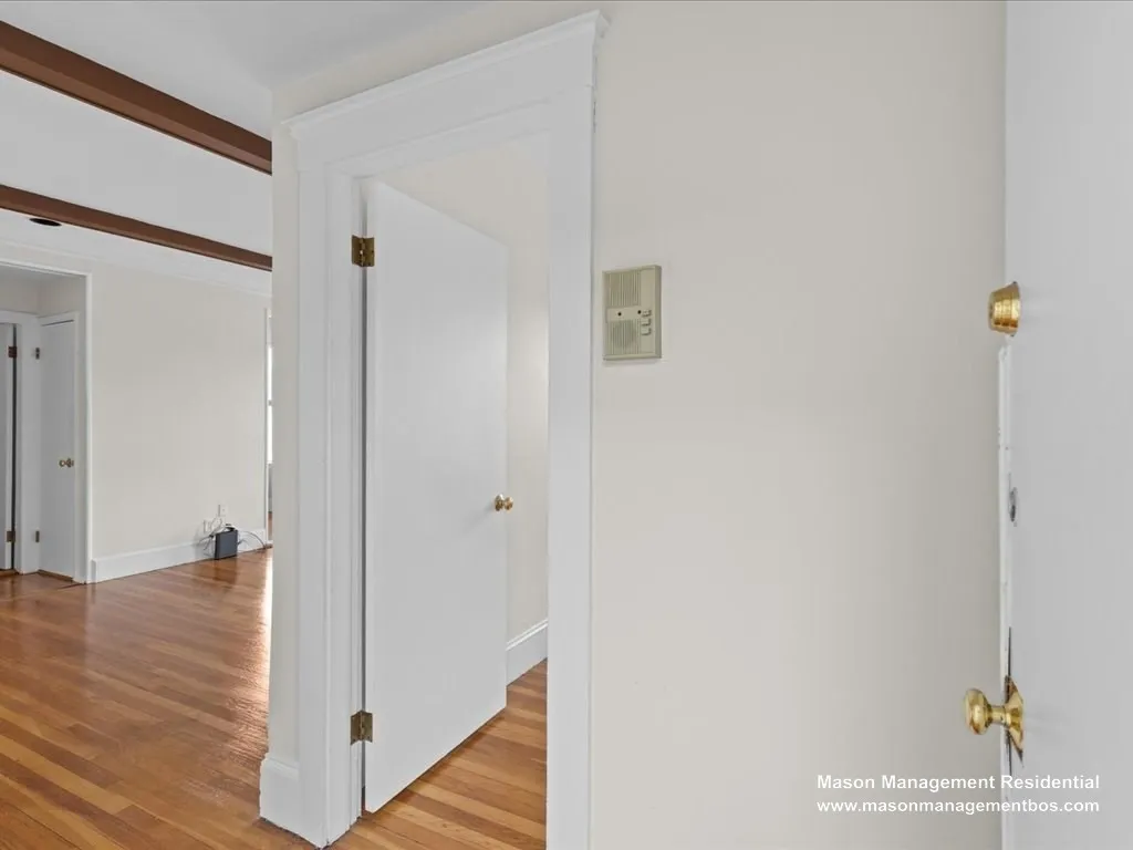 1 bed, 1 bath apartment for rent at 110 Lanark Rd Unit 10, Brighton — photo 9 of 17