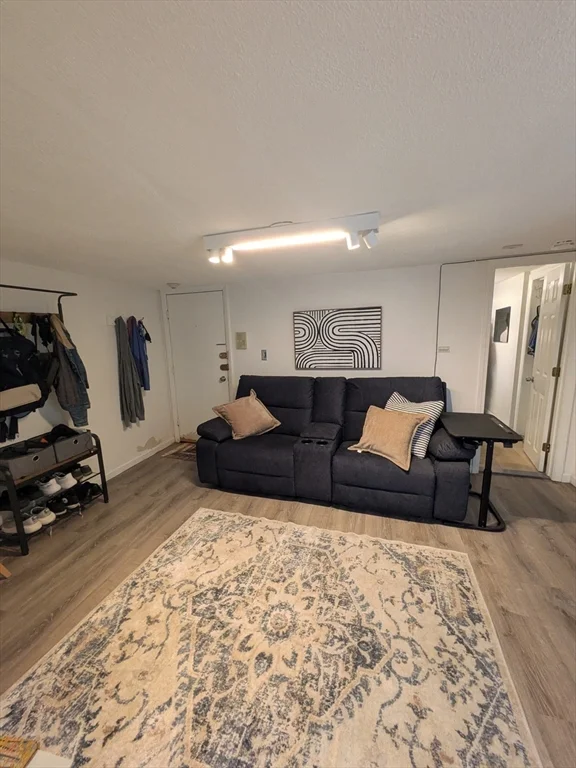 1 bed, 1 bath apartment for rent at 110 Lanark Rd Unit 15, Brighton — photo 6 of 17