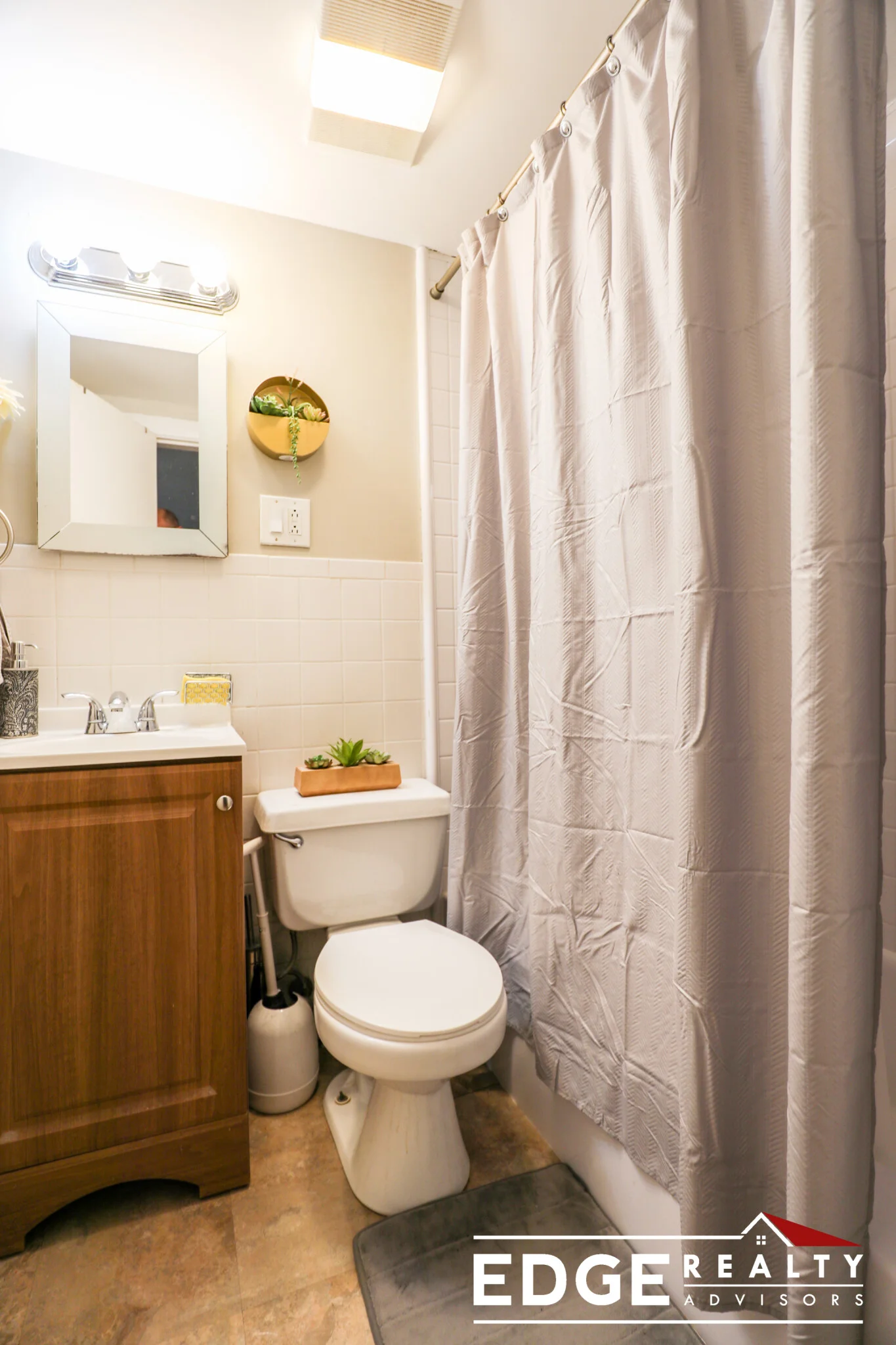 2 bed, 1 bath apartment for rent at 110 Lanark Rd Unit 7, Brighton — photo 9 of 9