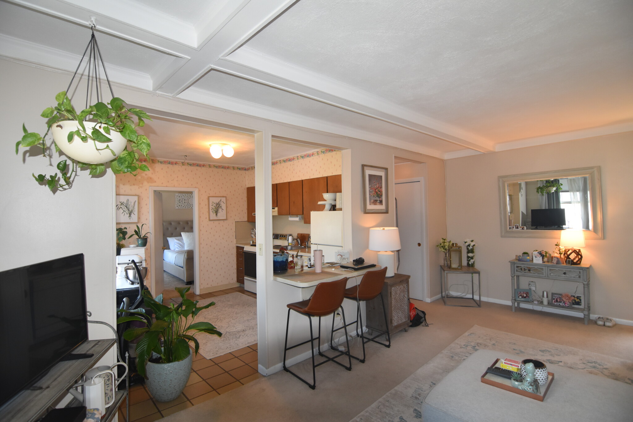 1 bed, 1 bath apartment for rent at 110 Lanark Rd Unit 9, Brighton — photo 4 of 12