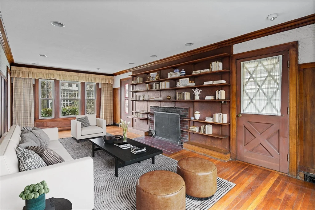 4 bed, 2 bath apartment for rent at 110 Leonard St, Belmont — photo 9 of 29