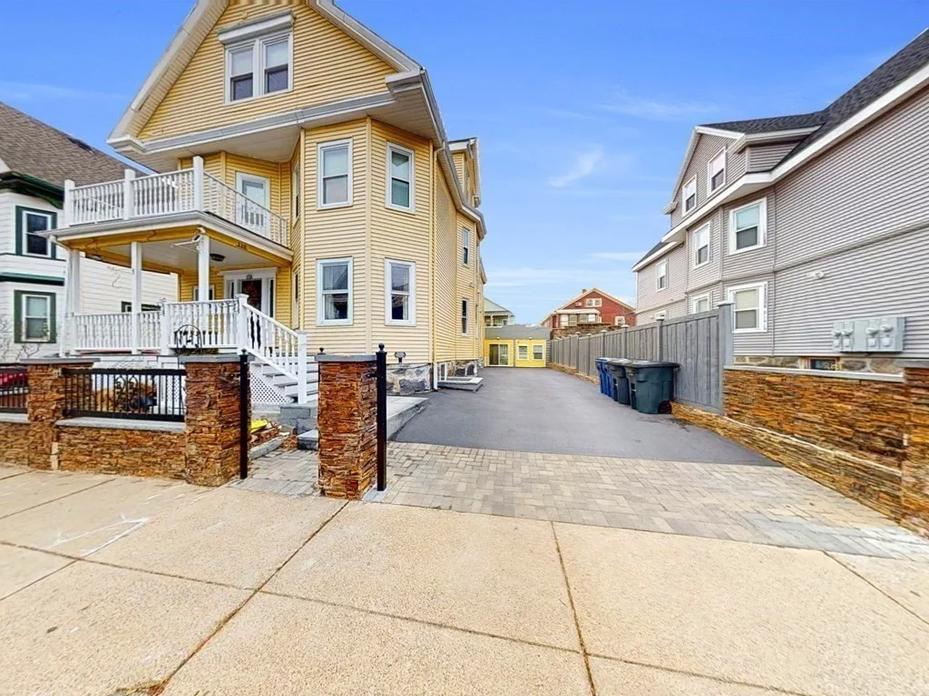 3 bed, 2 bath apartment for rent at 110 Lonsdale St Unit 1, Boston — photo 20 of 21