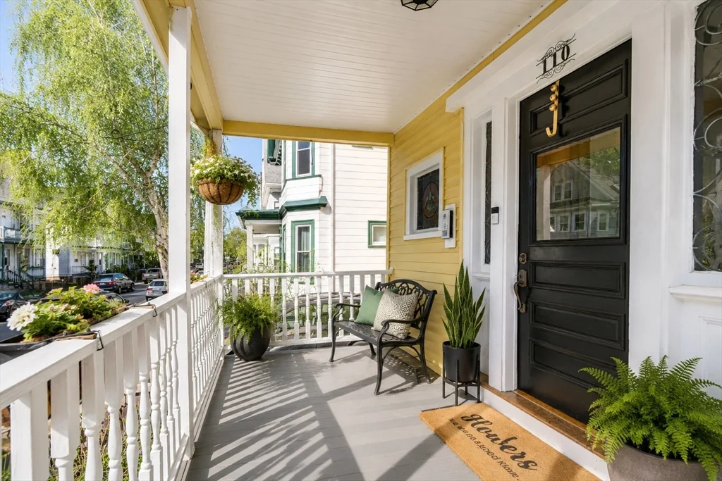 2 bed, 2 bath apartment for rent at 110 Lonsdale St Unit 2, Dorchester — photo 14 of 16