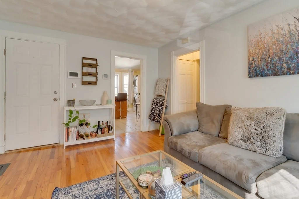2 bed, 2 bath apartment for rent at 110 Lonsdale Unit 3, Boston — photo 3 of 14