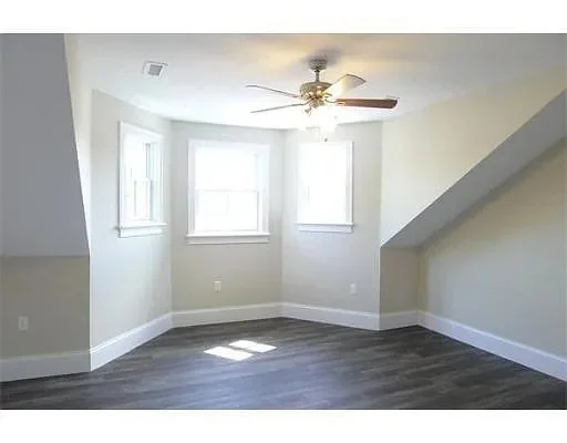 2 bed, 1 bath apartment for rent at 110 Madison Ave Unit 3, Newtonville — photo 5 of 9