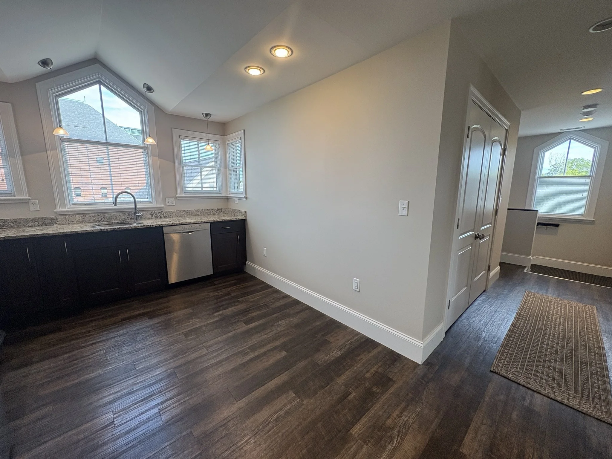 2 bed, 1 bath apartment for rent at 110 Madison Ave Unit 3, Newtonville — photo 5 of 27