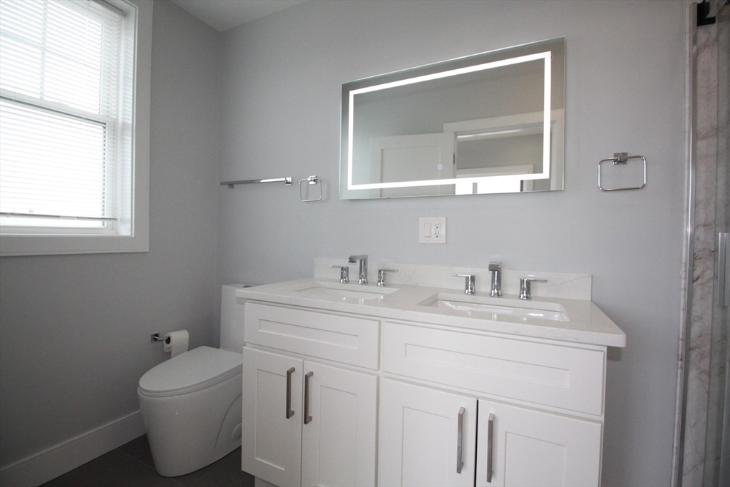 3 bed, 2 bath apartment for rent at 110 Main St Unit 110, Everett — photo 16 of 29