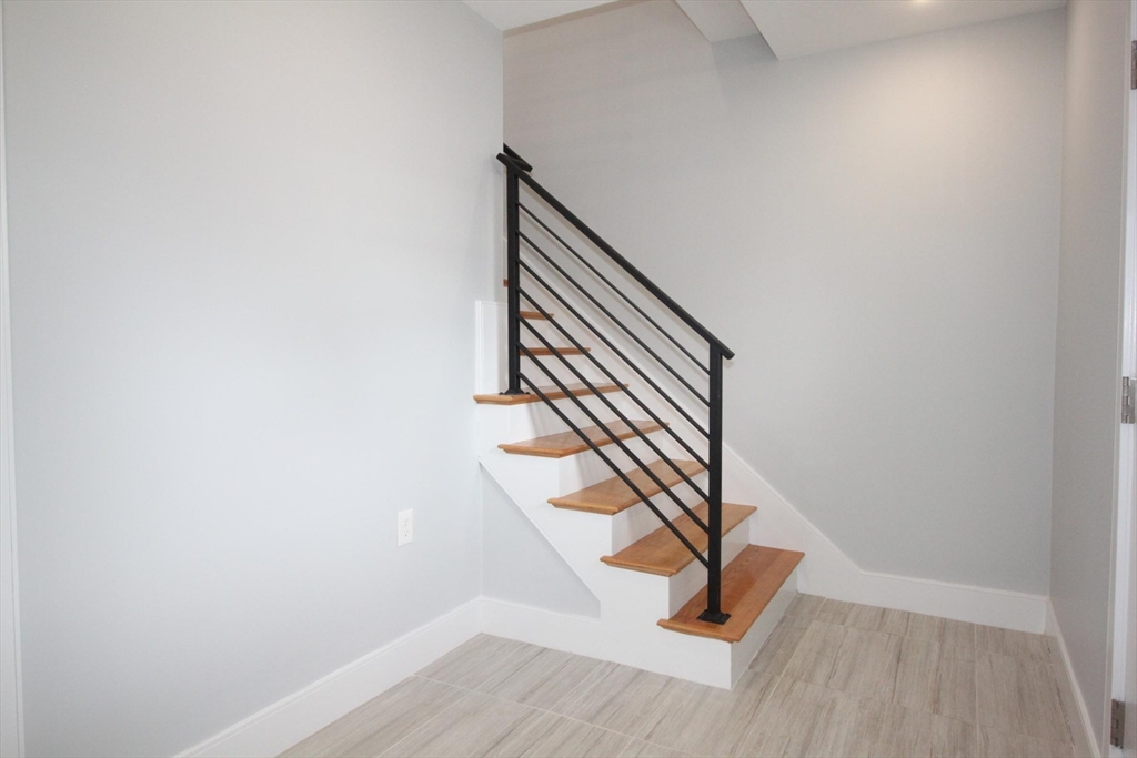 3 bed, 2 bath apartment for rent at 110 Main St Unit 110, Everett — photo 27 of 29