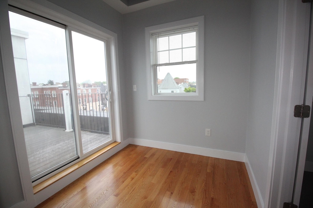 3 bed, 2 bath apartment for rent at 110 Main St Unit 110, Everett — photo 19 of 29