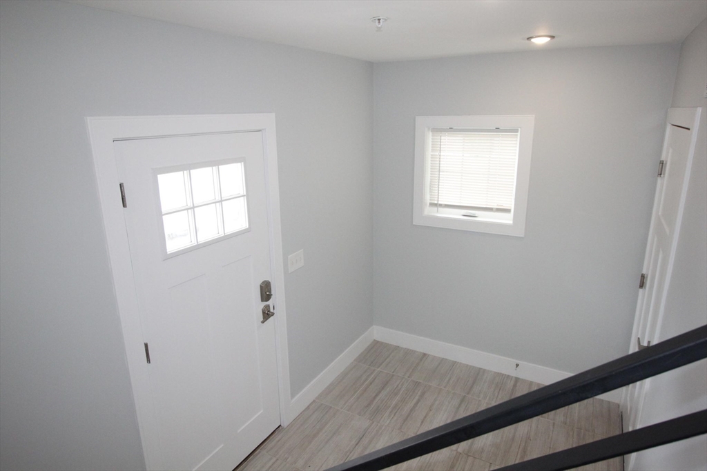 3 bed, 2 bath apartment for rent at 110 Main St Unit 110, Everett — photo 26 of 29