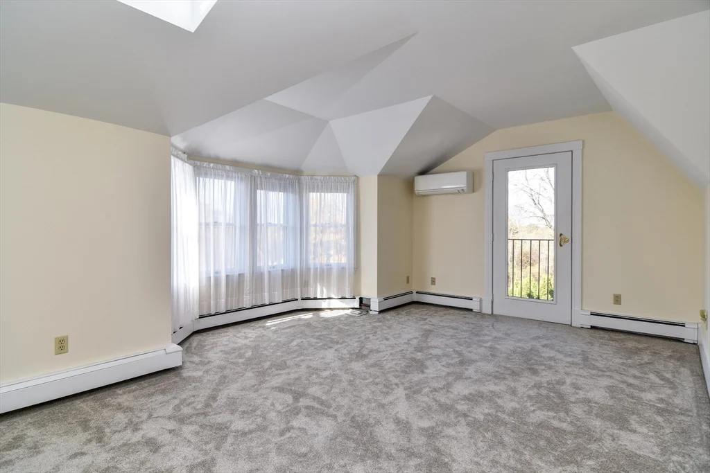 4 bed, 2 bath apartment for rent at 110 Main St Unit 2, Hopkinton — photo 18 of 26