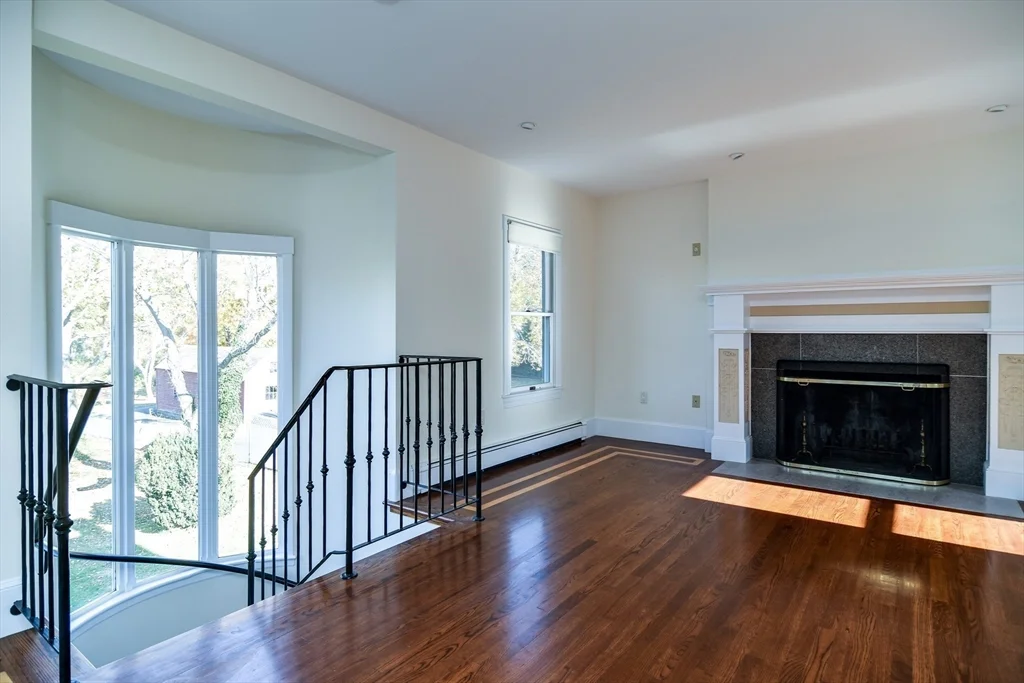 4 bed, 2 bath apartment for rent at 110 Main St Unit 2, Hopkinton — photo 6 of 26