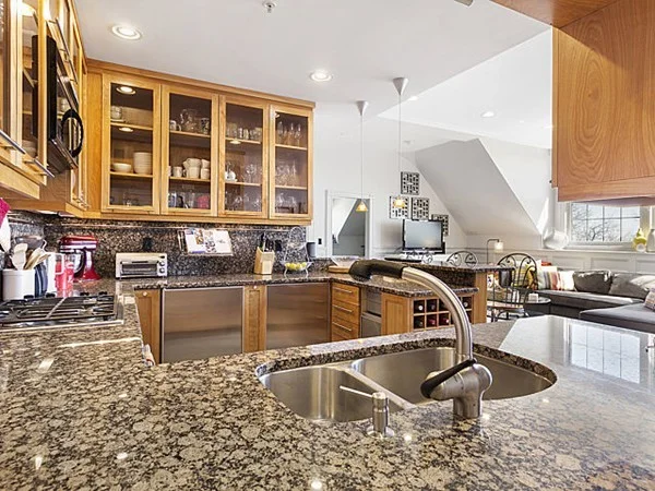 3 bed, 2 bath apartment for rent at 110 O St Unit 12, South Boston — photo 5 of 12