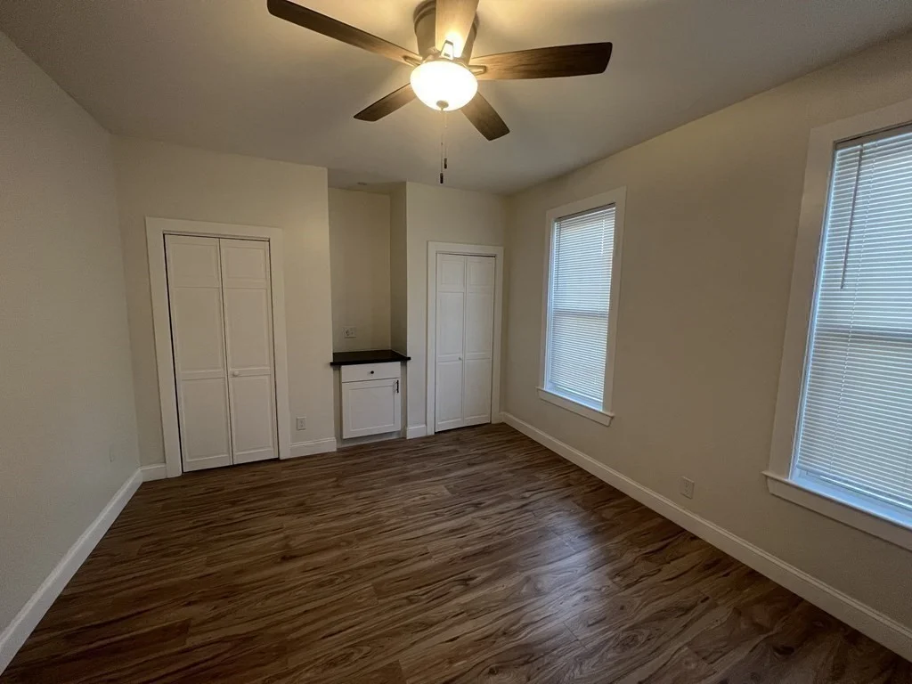 3 bed, 1 bath apartment for rent at 110 Old Harbor St Unit 1, South Boston — photo 3 of 23