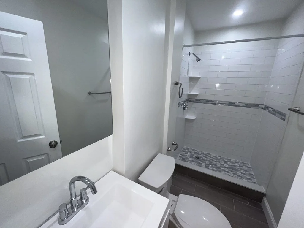 3 bed, 1 bath apartment for rent at 110 Old Harbor St Unit 1, South Boston — photo 9 of 23