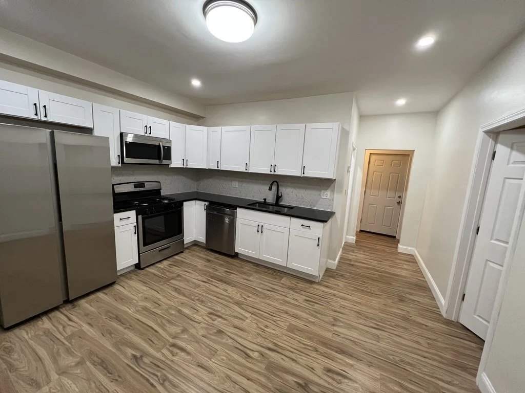 3 bed, 1 bath apartment for rent at 110 Old Harbor St Unit 1, South Boston