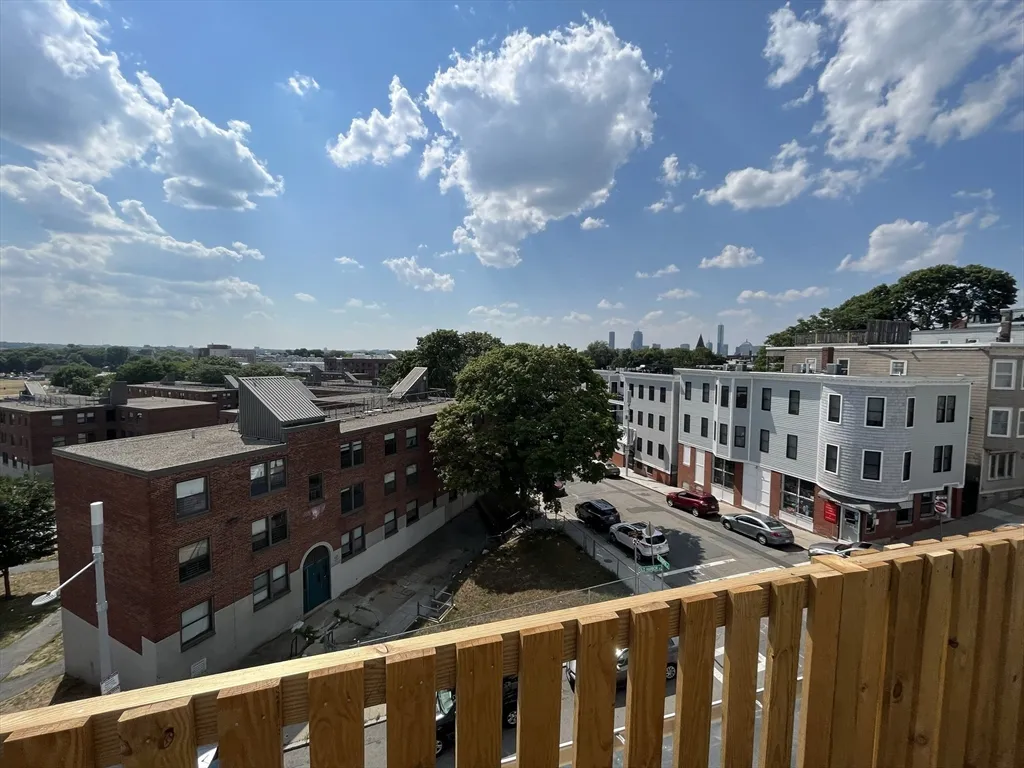 3 bed, 1 bath apartment for rent at 110 Old Harbor St Unit 3, South Boston — photo 8 of 27