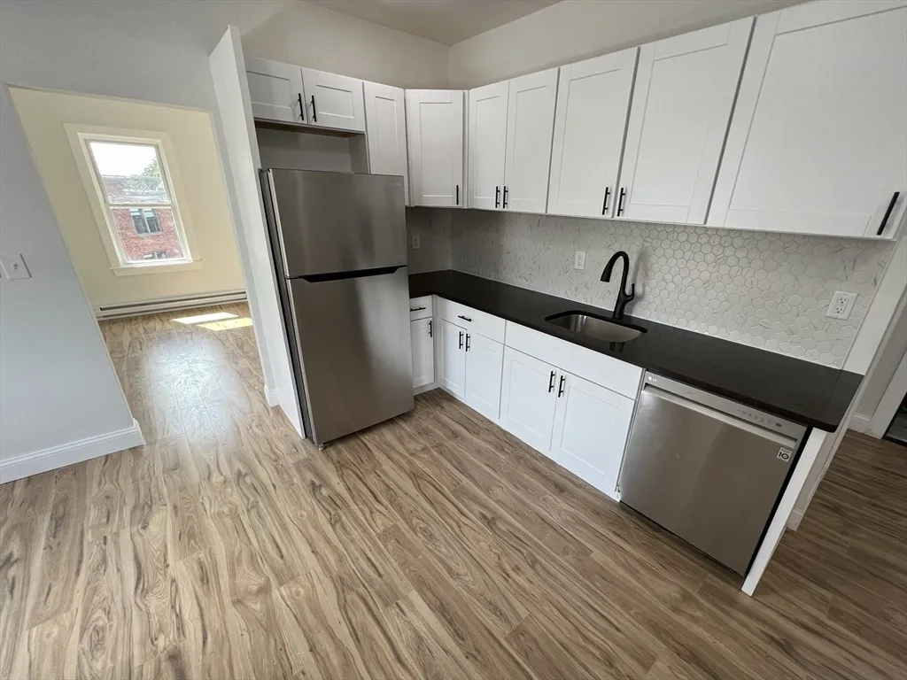 3 bed, 1 bath apartment for rent at 110 Old Harbor St Unit 3, South Boston — photo 12 of 27