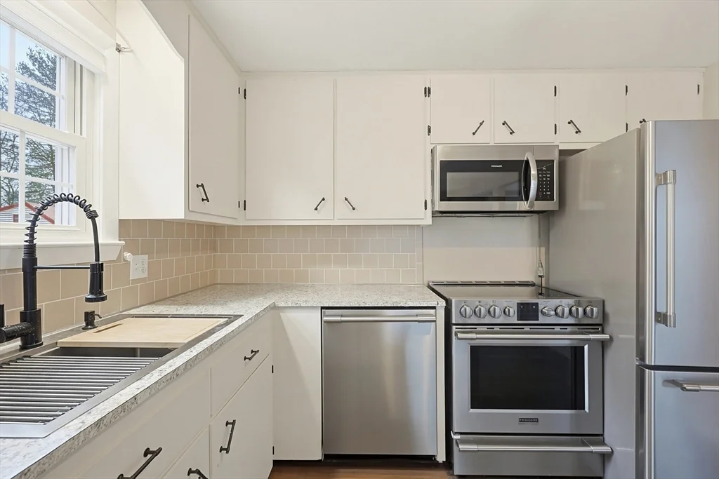 2 bed, 1 bath apartment for rent at 110 Oswego Unit 2, South Bellingham — photo 15 of 29