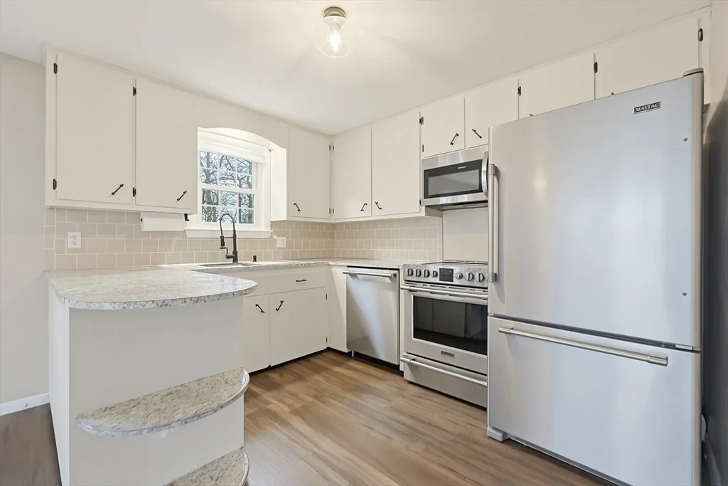 2 bed, 1 bath apartment for rent at 110 Oswego Unit 2, South Bellingham — photo 16 of 29