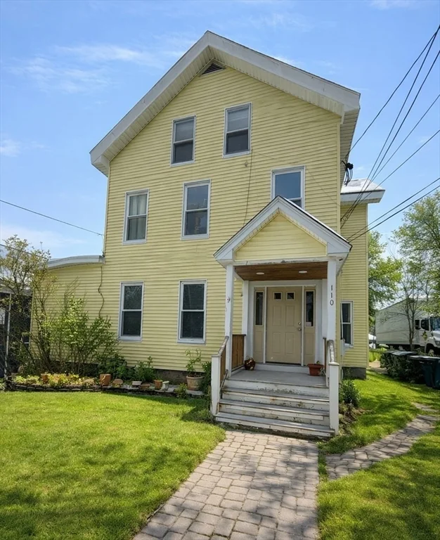 2 bed, 1 bath apartment for rent at 110 Prospect St Unit 1, Marlborough