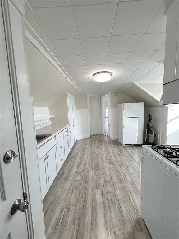 1 bed, 1 bath apartment for rent at 110 Prospect St Unit 3, Marlborough — photo 8 of 13