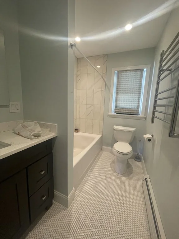 2 bed, 1 bath apartment for rent at 110 Quincy Ave Unit 2, Winthrop — photo 9 of 20