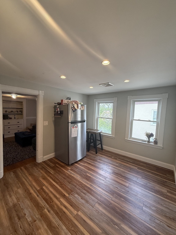 2 bed, 1 bath apartment for rent at 110 Quincy Ave Unit 3, Winthrop — photo 3 of 26