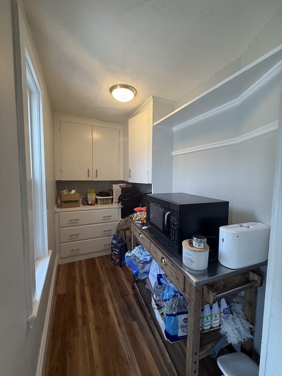 2 bed, 1 bath apartment for rent at 110 Quincy Ave Unit 3, Winthrop — photo 4 of 26