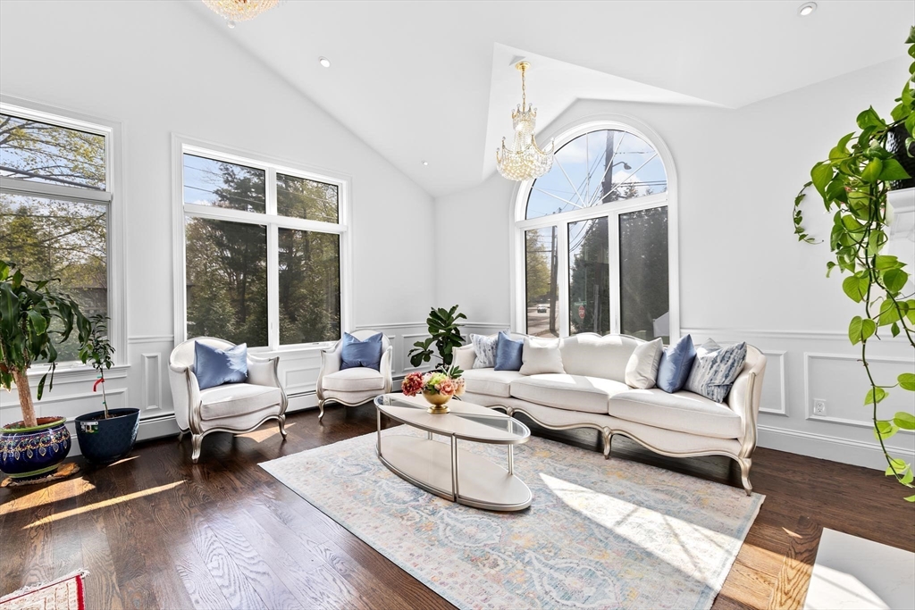 5 bed, 4+ bath apartment for rent at 110 Redwood Rd, Newton — photo 9 of 19